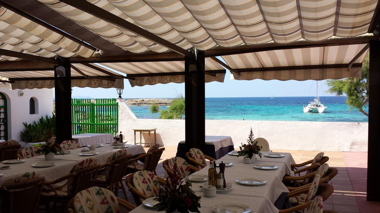 Hostal Restaurante Playa Colonia de Sant Jordi Luaran gambar